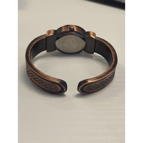 Southwestern Boho Copper Color Cuff Bracelet Hidden Watch Working New Battery